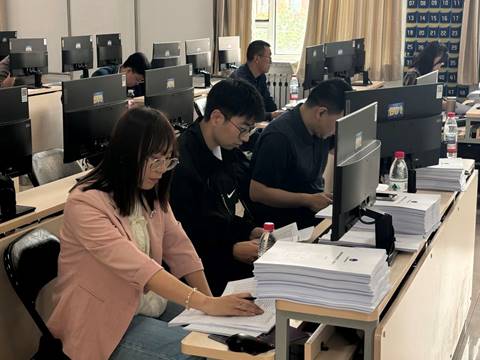 说明: C:\Users\Administrator\Desktop\人工智能系2025届毕业答辩材料\人工智能系2025届毕业答辩照片\微信图片_20250606190928.jpg