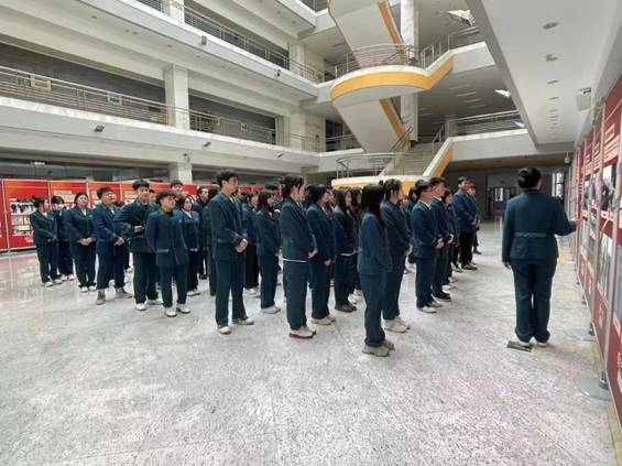 说明: 图片